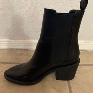 Black Boots